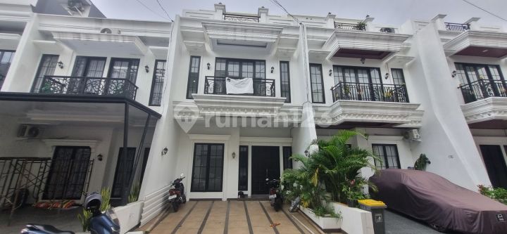 Rumah Hadap Selatan 15 Menit ke Aeon Mall Tanjung Barat Dibantu KPR J-37805 Rumah Hadap Selatan 15 Menit ke Aeon Mall Tanjung Barat Dibantu KPR J-37805