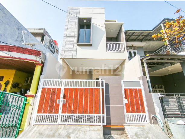 Rumah Bebas Banjir 6 Menit ke Rs Taman Harapan Baru Hadap Utara J35556