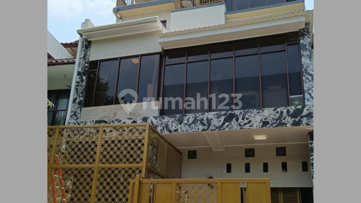 Rumah Mewah Graha Candi Golf Semarang Rumah Mewah Graha Candi Golf Semarang