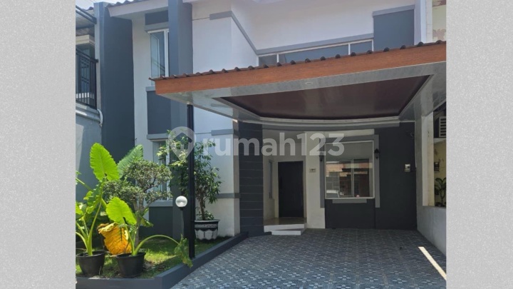 House in Graha Wahid Tembalang Semarang
