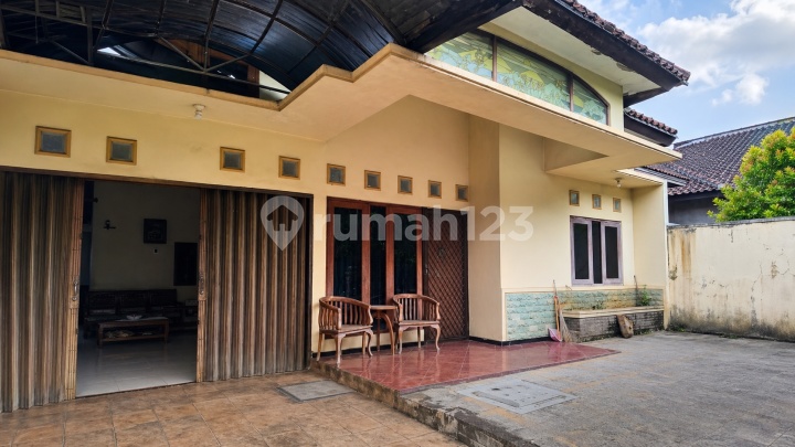 Rumah Furnish di Permata Semeru Tlagabodas Semarang Rumah Furnish di Permata Semeru Tlagabodas Semarang