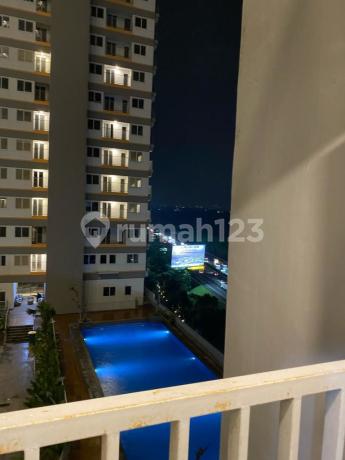 For Quick Sale: 1 studio-type apartment unit fully furnished at LRT Sentul City Royal Park