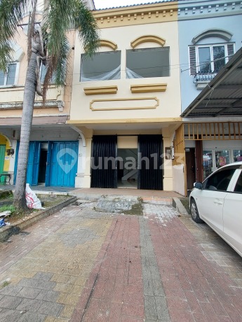 For Sale Fast and Cheap * Santa Monica Shop House Gading Serpong Strategic Location, Near Tarakanita School and Already Bustling