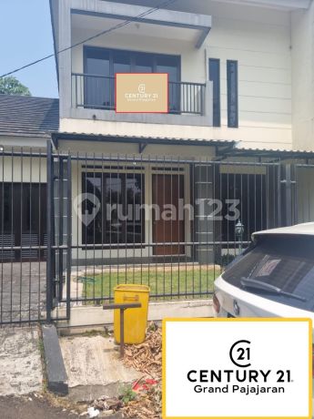 Rumah minimalis 2lantai Kebun Raya Residence siap huni Rumah minimalis 2lantai Kebun Raya Residence siap huni