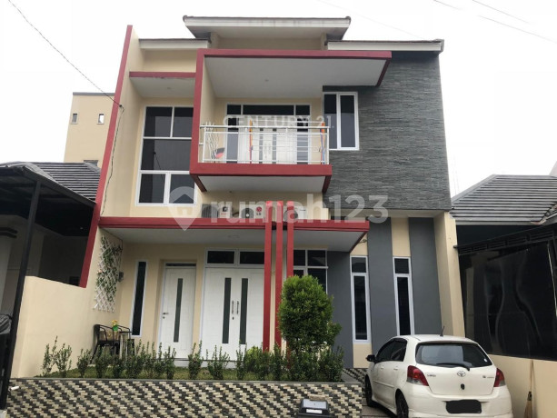 Strategic House Near GOR in Erfina Kencana Regency Cibinong