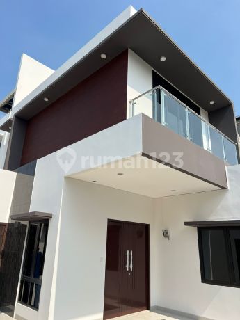 Brand New 10X10 Hooked Meruya 2.2M