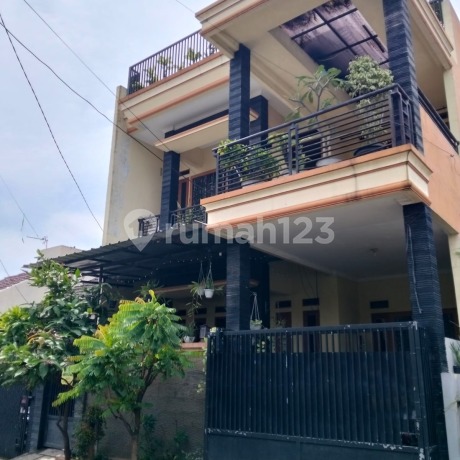 Dijual Rumah 3 Lantai di Permata Kopo 3 Bandung Dijual Rumah 3 Lantai di Permata Kopo 3 Bandung