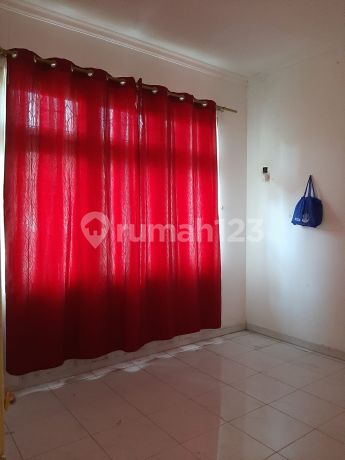 House For Sale Ready to Live In Cozy Corner Flood-Free Beautiful Rempoa Garden Tangsel