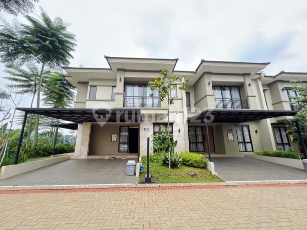 Livable House Near Desari Toll Road and Scenic Environment