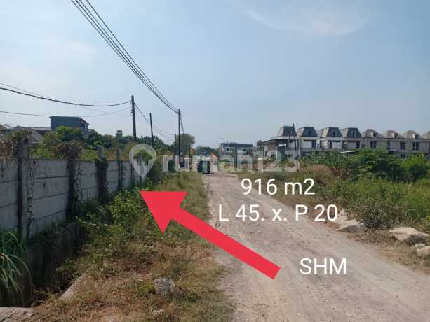 Kavling Depan White House Dian Istana Wiyung, Surabaya