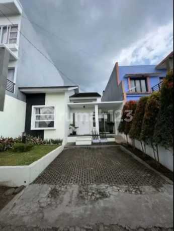 Rumah Villa Bagus Furnished di Pesona Lembang, Bandung Barat Rumah Villa Bagus Furnished di Pesona Lembang, Bandung Barat