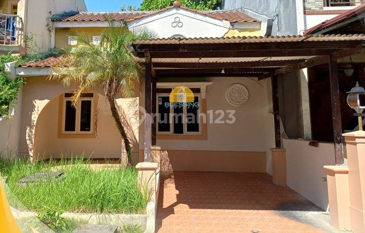 Dijual Rumah Bagus Lokasi Strategis di Graha Wahid, Semarang 