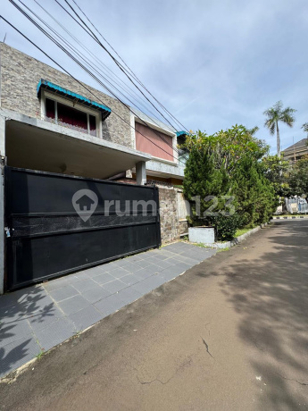 Dijual Rumah Dalam Komp Bona Indah Private Pool Jakarta Selatan Dijual Rumah Dalam Komp Bona Indah Private Pool Jakarta Selatan