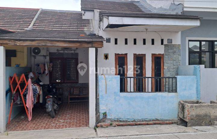 Rumah Minimalis Bagus di Taman Kemanggisan Telaga Murni Cikarang Barat Bekasi