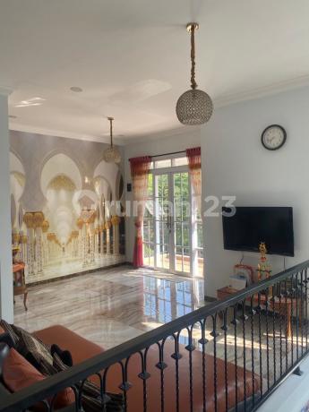 Rumah Nyaman Semi Furnished di Taman Sari Bukit Bandung