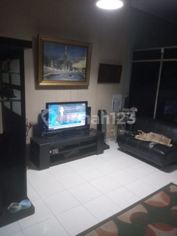 Rumah Minimalis Cantik di Komplek Melong Asih Regency