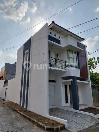 Rumah Cantik 2 Lantai Siap Huni Hoek, Komplek Permata Green Residence Pamulang Tangsel Rumah Cantik 2 Lantai Siap Huni Hoek, Komplek Permata Green Residence Pamulang Tangsel