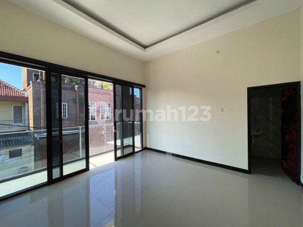 Rumah Bagus Dan Baru Di Darmo Indah Timur Dkt Satelit