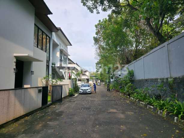 Rumah Minimalis Siap Huni di Istana Regency 1, Pasteur 