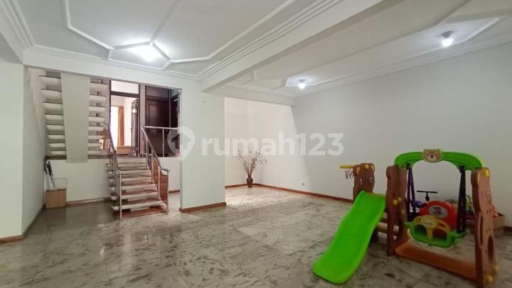 Rumah Terawat di Sayap Setiabudi Lokasi Tenang dan Aman