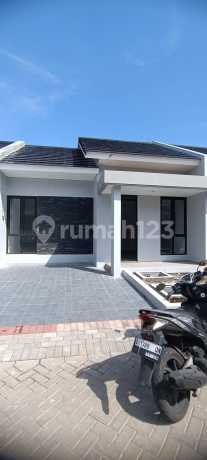 Ready-to-Occupy Home Grand Paradise Kopo Bandung