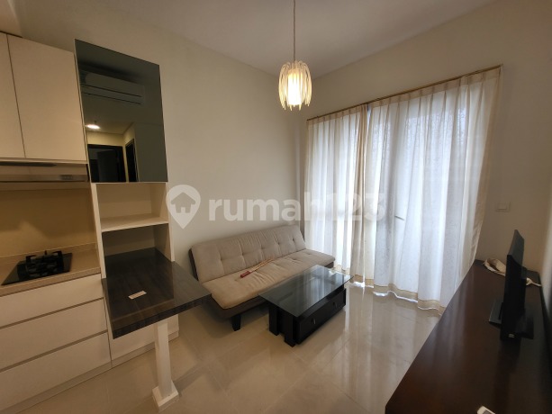 Apartemen Westmark 2 BR Full Furnished Brand New, Selangkah ke Taman Anggrek Apartemen Westmark 2 BR Full Furnished Brand New, Selangkah ke Taman Anggrek