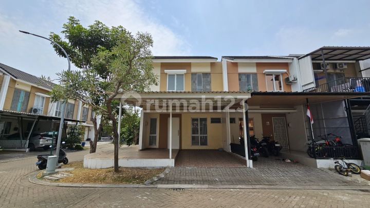 Grand Batavia Rumah 2lantai Huk Rapih Murah Sudah Renovasi
