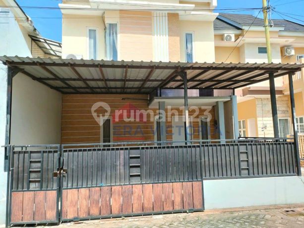 Rumah pojok minimalis cantik di Sulfat Indah