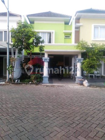 Rumah cantik 2 lantai di Springhill Garden Sawojajar 2