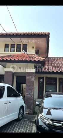 Rumah Cantik di Taman Parahyangan Karawaci Rumah Cantik di Taman Parahyangan Karawaci