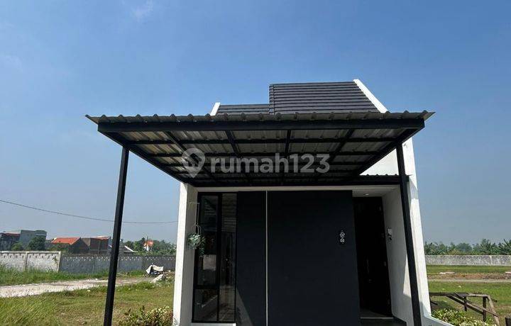 Rumah La Diva Green Hill Menganti Gresik