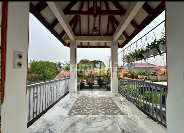 Dijual Cepat Rumah 2 Lantai Luas 216M2 di Cluster Taman Ubud Lippo Karawaci Tangerang