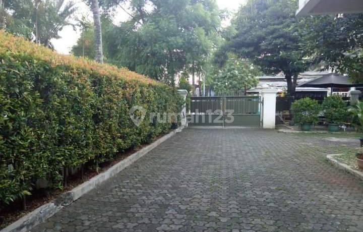 Rumah Luas Dekat Komplek Palapa Pasar Minggu Jakarta Selatan
