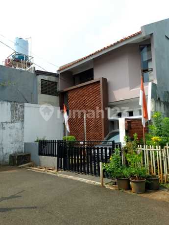 Rumah Siap Huni 2Lt Luas 140M,Cipulir Permai,Cash Only,Strategis Rumah Siap Huni 2Lt Luas 140M,Cipulir Permai,Cash Only,Strategis