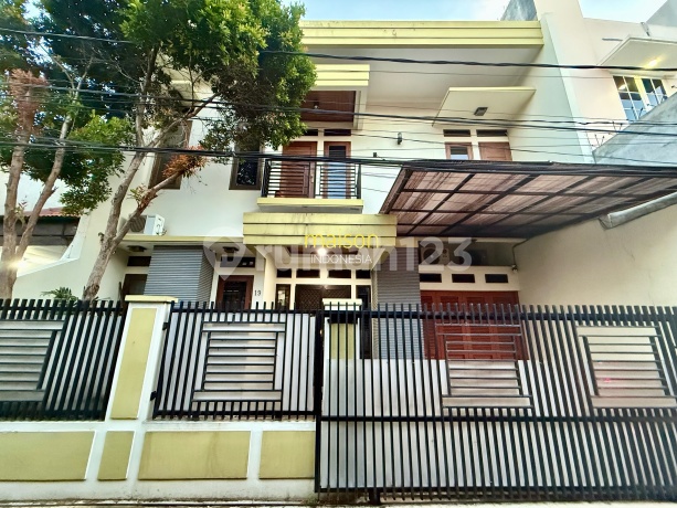 Best Price! Ready-to-Occupy Minimalist House Near Wide Road