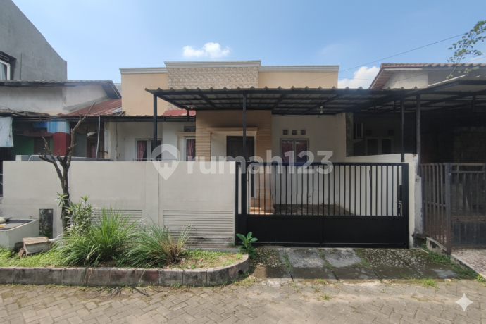 Dijual Rumah Siap Huni di Graha Pesona Ciputat Dijual Rumah Siap Huni di Graha Pesona Ciputat