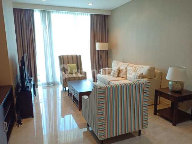 Apartement Pakubuwono House 2 BR Semi Furnished Bagus