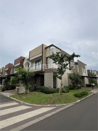 Rumah Carson Gading Serpong Hoek Harga Termurah Jual Cepat!! Rumah Carson Gading Serpong Hoek Harga Termurah Jual Cepat!!