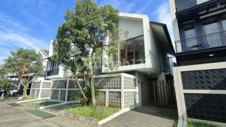 2-Storey House at Trans Mart Buah Batu Near Toll Exit, SHM North 2-Storey House at Trans Mart Buah Batu Near Toll Exit, SHM North