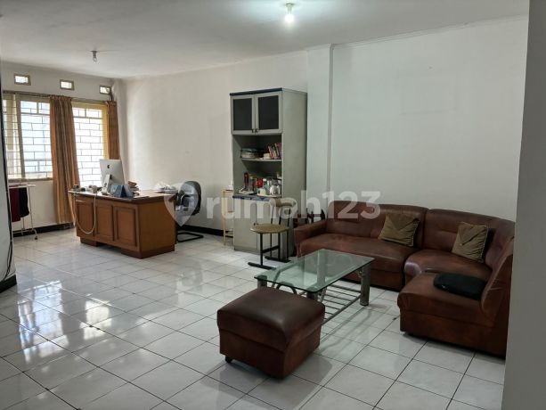 Rumah di Komplek Taman Hijau - Situ Aksan Permai, SHM Timur Rumah di Komplek Taman Hijau - Situ Aksan Permai, SHM Timur