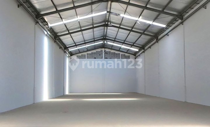 Gudang Baru Siap Pakai Fortune Waru Sidoarjo 