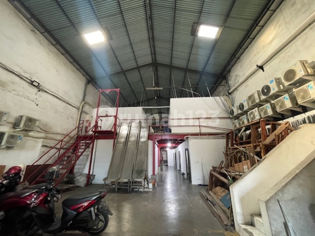 Dijual Gudang Margomulyo Permai Siap Pakai Jalan Lebar