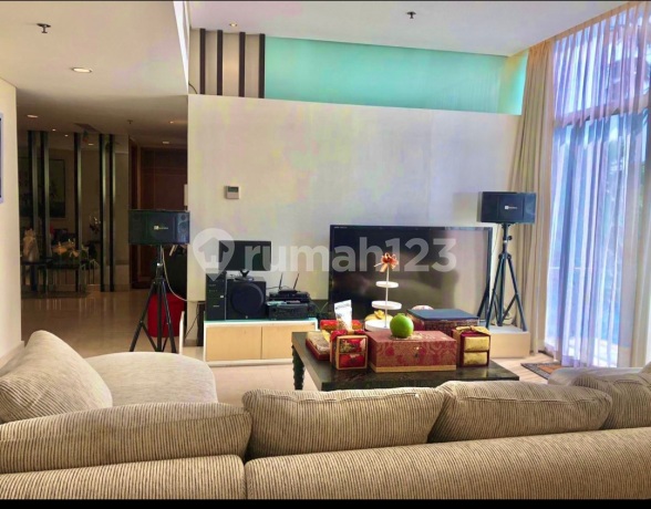 Dijual 4+1 KT The Summit Apartment - Kelapa Gading