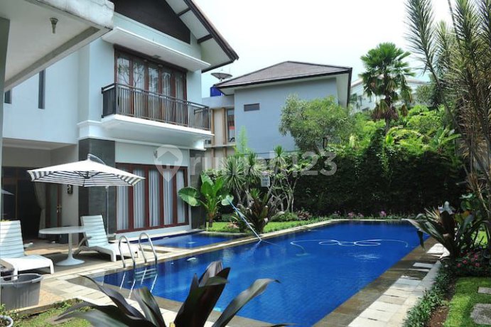 Jual Murah Rumah Lux Full Furnish di Resor Dago Pakar Jual Murah Rumah Lux Full Furnish di Resor Dago Pakar