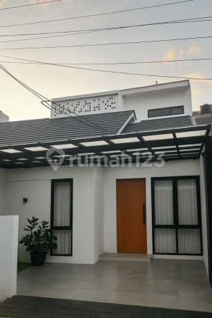 Dijual Rumah 2 Fasad 2 Lantai 5+1 BR Semi Furnished di Cluster Pratama Residence , Taman Juanda, Bekasi Timur Dijual Rumah 2 Fasad 2 Lantai 5+1 BR Semi Furnished di Cluster Pratama Residence , Taman Juanda, Bekasi Timur