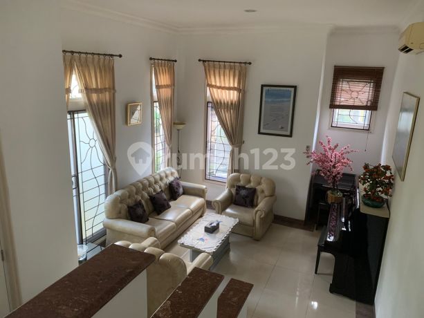 Dijual Rumah di Royal Gading Mansion Siap Huni Dijual Rumah di Royal Gading Mansion Siap Huni