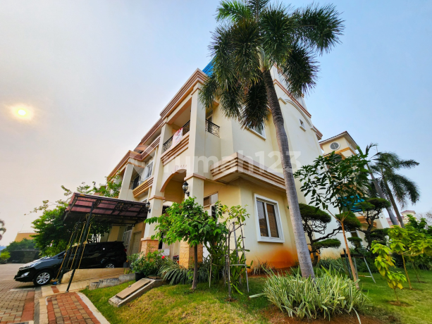 Rumah 3,5LT 12x19 Mutiara Mediterania Residence Town House Pluit