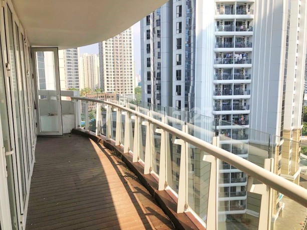 Apartemen Royale Springhill Residence 3+1BR Dibawah Harga Pasaran Apartemen Royale Springhill Residence 3+1BR Dibawah Harga Pasaran