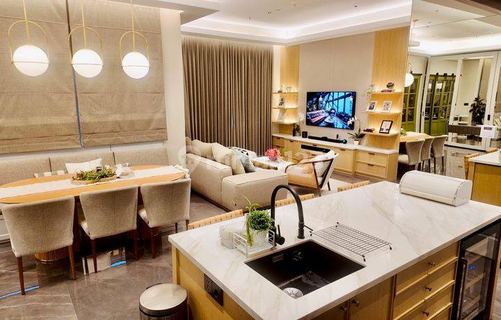 Nego! Full Renovasi, Fully Furnished, Semi-Penthouse dengan Tennis Court, sauna, & kolam renang, akses tol dan mall puri Indah, Apartement Kedoya Elok