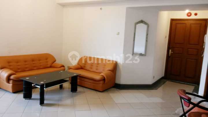 Jual Cepat Kondominium Golf Karawaci Fairway 2BR 76m Semi Furnish Jual Cepat Kondominium Golf Karawaci Fairway 2BR 76m Semi Furnish